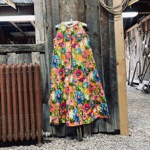 Vintage Floral Hawaiian Dress